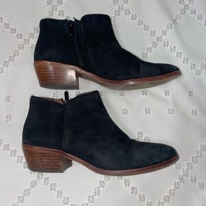 Sam Edelman Black Booties
Women’s size 7